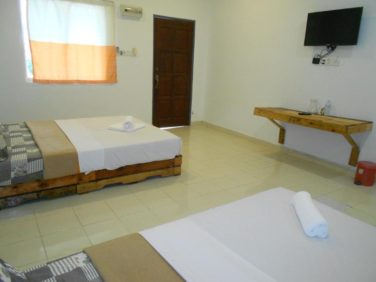 Perintis Motel Cenang Pantai Cenang  Exterior photo
